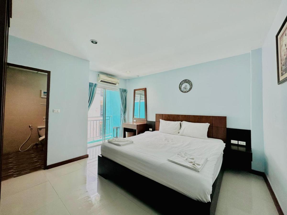 Cokoon Deva Patong Hotel Buitenkant foto