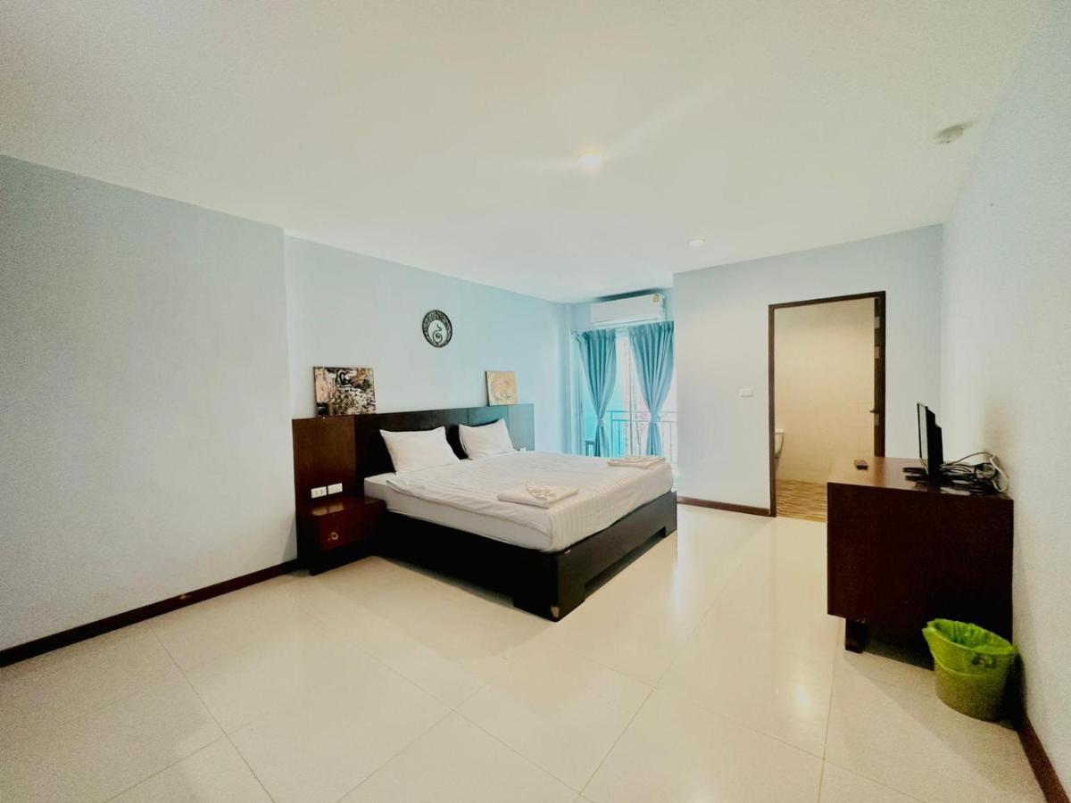 Cokoon Deva Patong Hotel Buitenkant foto
