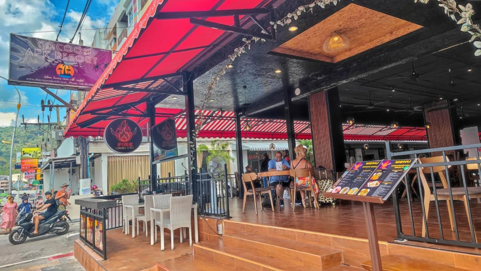 Cokoon Deva Patong Hotel Buitenkant foto